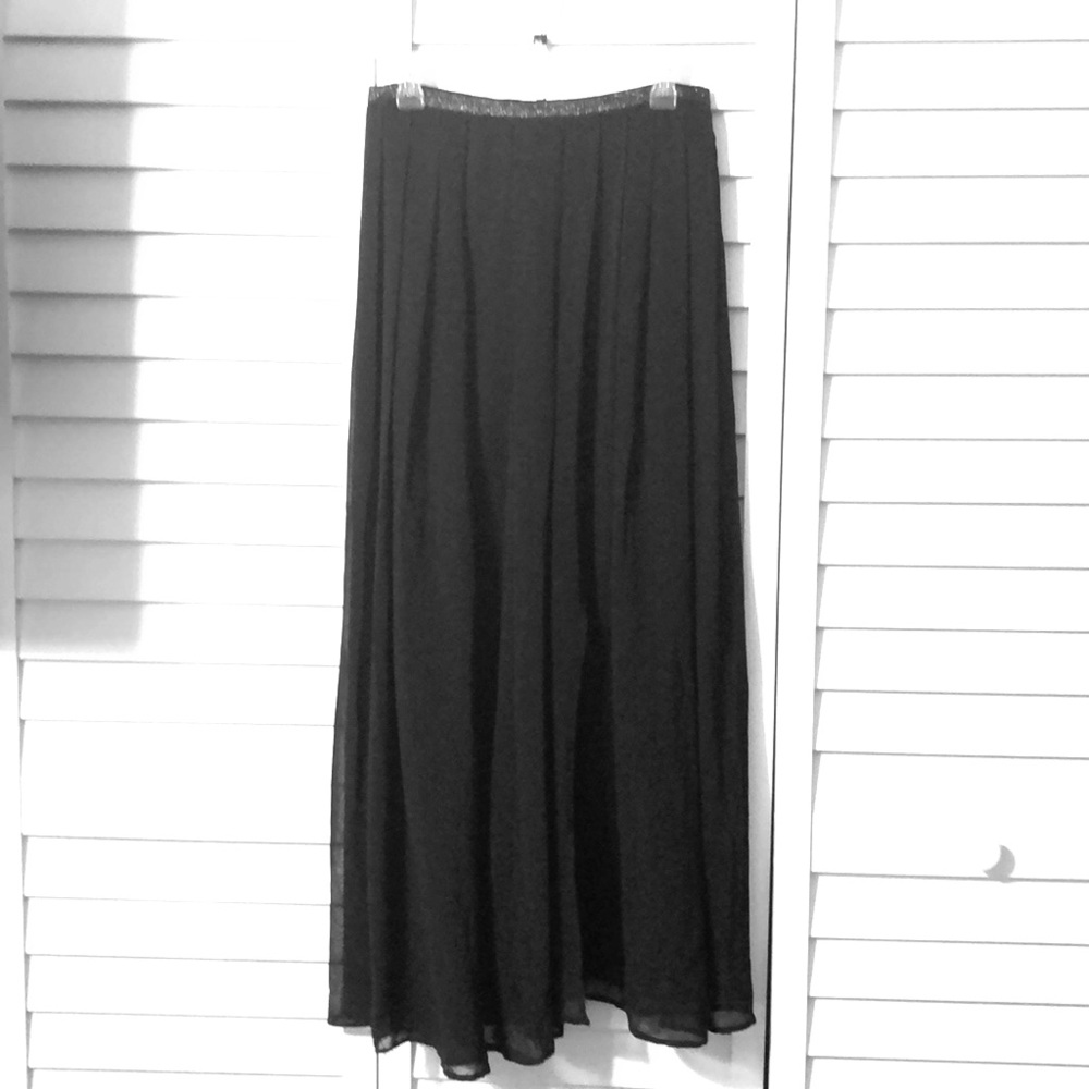 Black long Maxi High waisted pleaded skirt